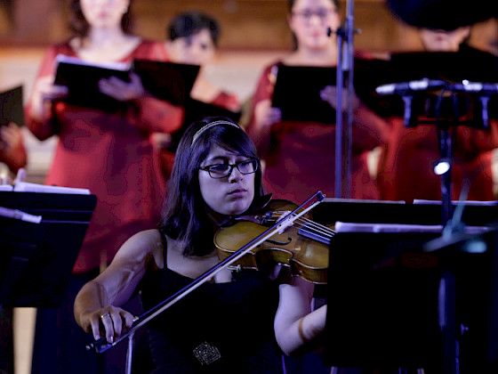 Violinista en el Encuentro de Música Sacra
