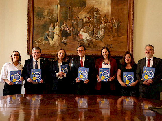 Ignacio Sánchez, Guillermo Marshall, Bárbara Prieto, Diego Durán, Rosa María Lazo y Verónica Guarda