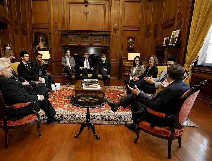 Visita Confraternidad Judeo Musulmana de Argentina visita la UC. Foto Dirección de Comunicaciones.