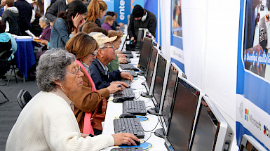 Adultos mayores en actividades.- Foto Dirección de Comunicaciones