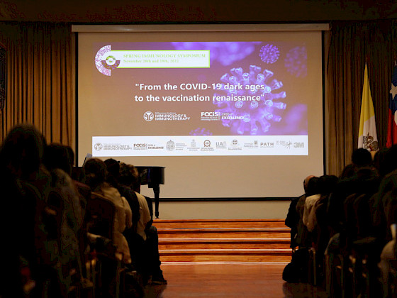 Seminario internacional de inmunología e inmunoterapia, en la casa central UC.- Foto Dirección de Comunicaciones