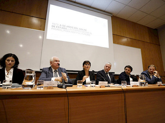 Panelistas del seminario.- Fotos César Cortés