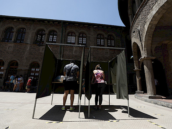 Votantes en Campus Oriente.  Foto Dirección de Comunicaciones