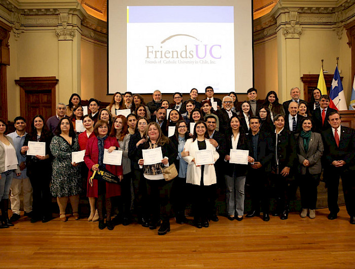 imagen correspondiente a la noticia: "Beca Leading the Way: 15 estudiantes UC viajarán a Estados Unidos para mejorar su inglés"