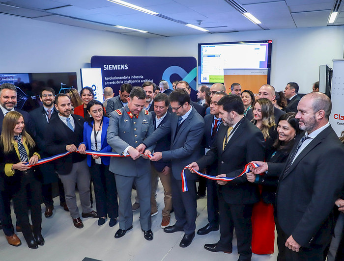 imagen correspondiente a la noticia: "Centro de Innovación UC y Ejército inauguran Laboratorio de Ciberdefensa"