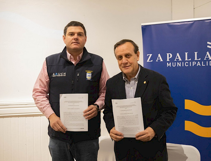 imagen correspondiente a la noticia: "Centro del Patrimonio UC firma convenio para consolidar la Zona Típica de Zapallar"