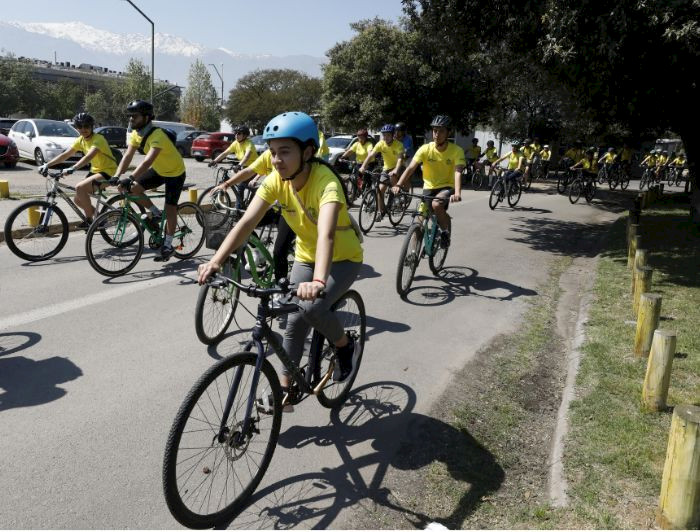 imagen correspondiente a la noticia: "Únete a la Cicletada Intercampus UC 2024 y celebra el Día Nacional Sin Auto"