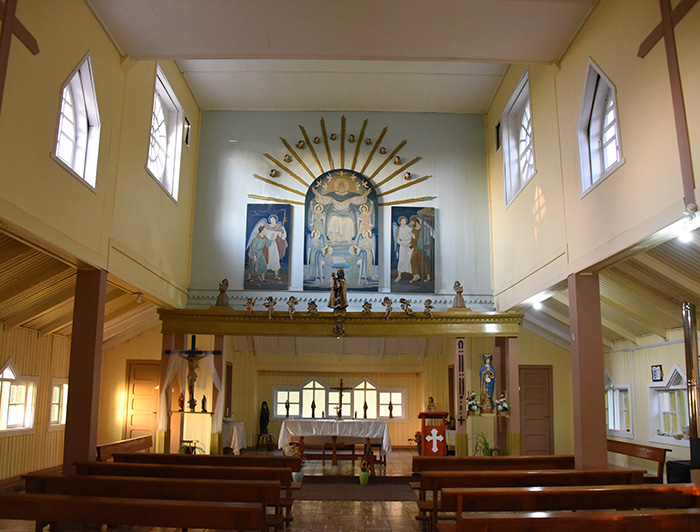 Interior de la iglesia de Ciruelos