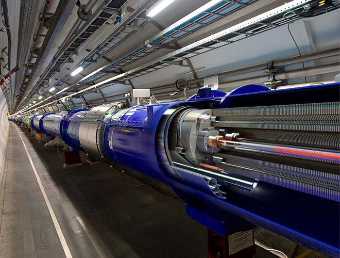 Túnel del Gran Colisionador de Hadrones de CERN.