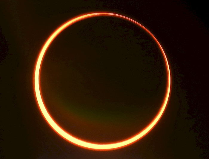 imagen correspondiente a la noticia: "Universidad Católica transmitirá eclipse solar anular desde Estación Patagonia UC"