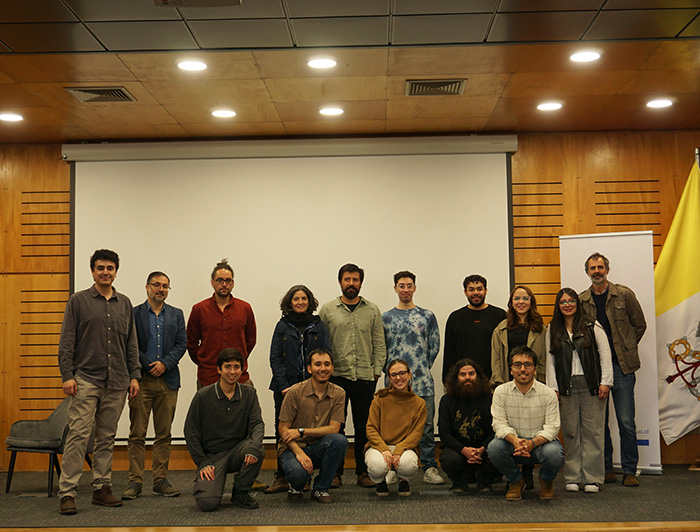 Grupo organizador del Fog Day junto a profesores.