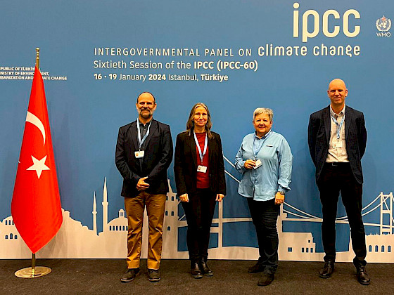 Equipo chileno presente en la sesión de IPCC, en Turquía.