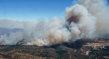 Vista aérea de un incendio