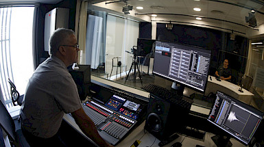 Estudios de radio Beethoven.- Foto Dirección de Comunicaciones