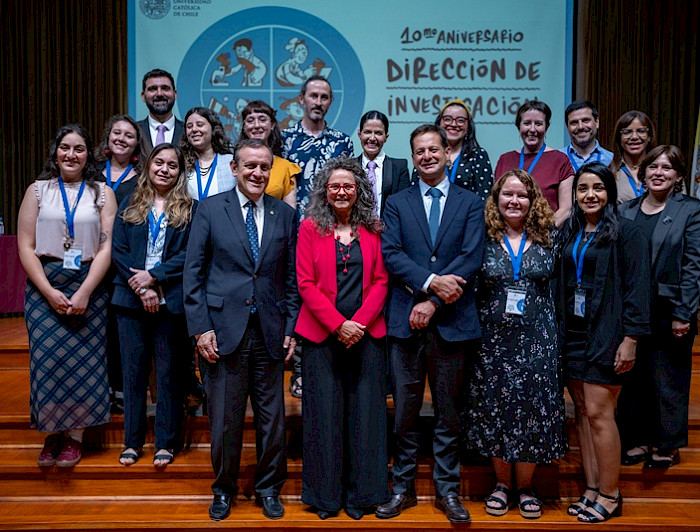 imagen correspondiente a la noticia: "Docentes y centros fueron destacados en el aniversario 10° de la Dirección de Investigación UC"