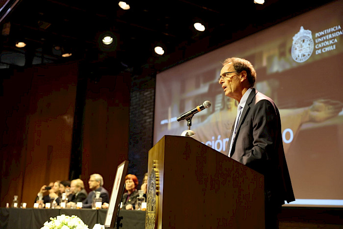 President Juan Carlos de la Llera