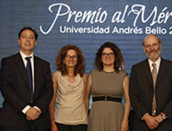 imagen correspondiente a la noticia: "Alexis Kalergis y Miguel Nussbaum fueron reconocidos con el Premio al Mérito 2018"
