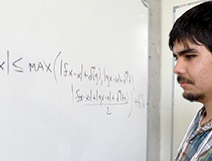 imagen correspondiente a la noticia: "La Sociedad de Matemática de Chile premió a destacado alumno de la UC"