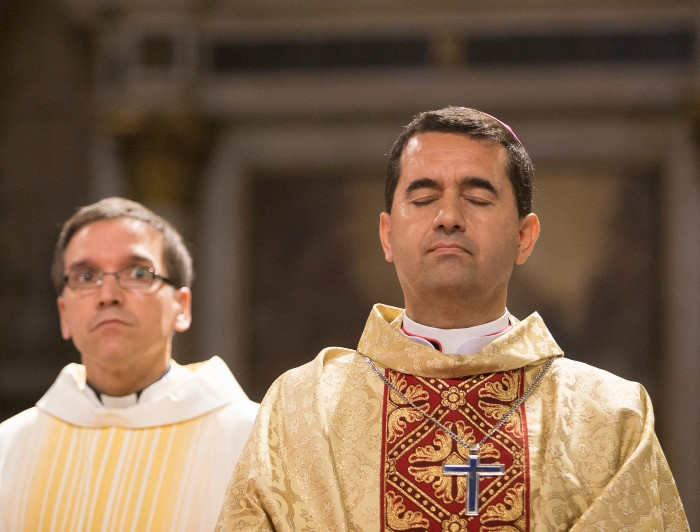imagen correspondiente a la noticia: "Monseñor Cristián Roncagliolo y su nueva etapa en la UC como capellán general"