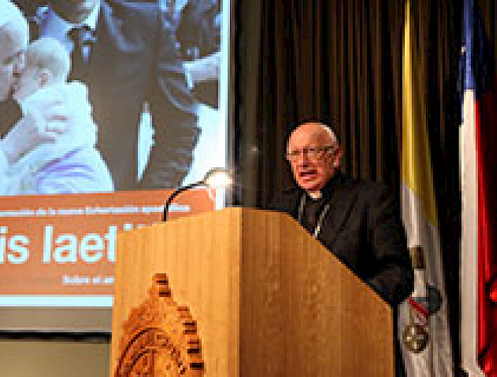 imagen correspondiente a la noticia: "Cardenal Ricardo Ezzati presentó nuevo exhorto papal"