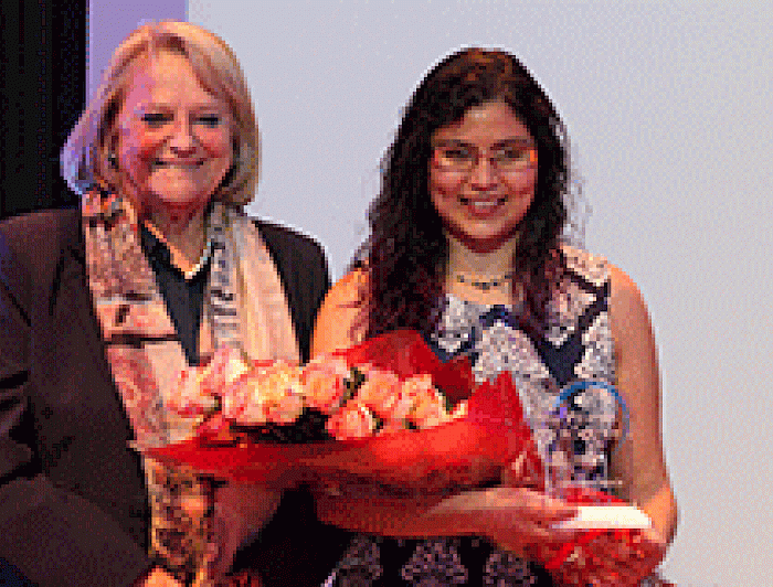 imagen correspondiente a la noticia: "Estudiante de doctorado UC obtiene Premio L'Oreal-Unesco para mujeres científicas"