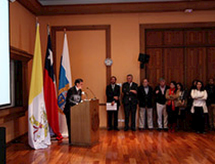 imagen correspondiente a la noticia: "UC lanza primeros cursos gratuitos online en español de Sudamérica en Coursera"